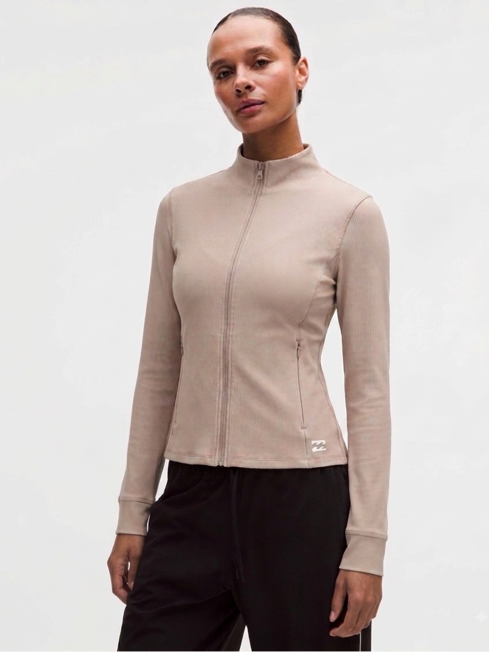 Billabong  form-fitting full zip activewear jacket women’s medium